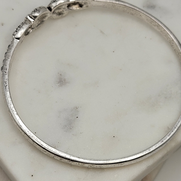 Sterling Silver Bangle Bracelet with Intricate Marcasite Detailing Unsigned - Picture 13 of 16